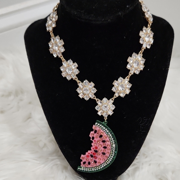🍉🔹️Betsey Johnson🔹️ Backyard Rhinestone Watermelon Earrings Necklace Set - Picture 6 of 15